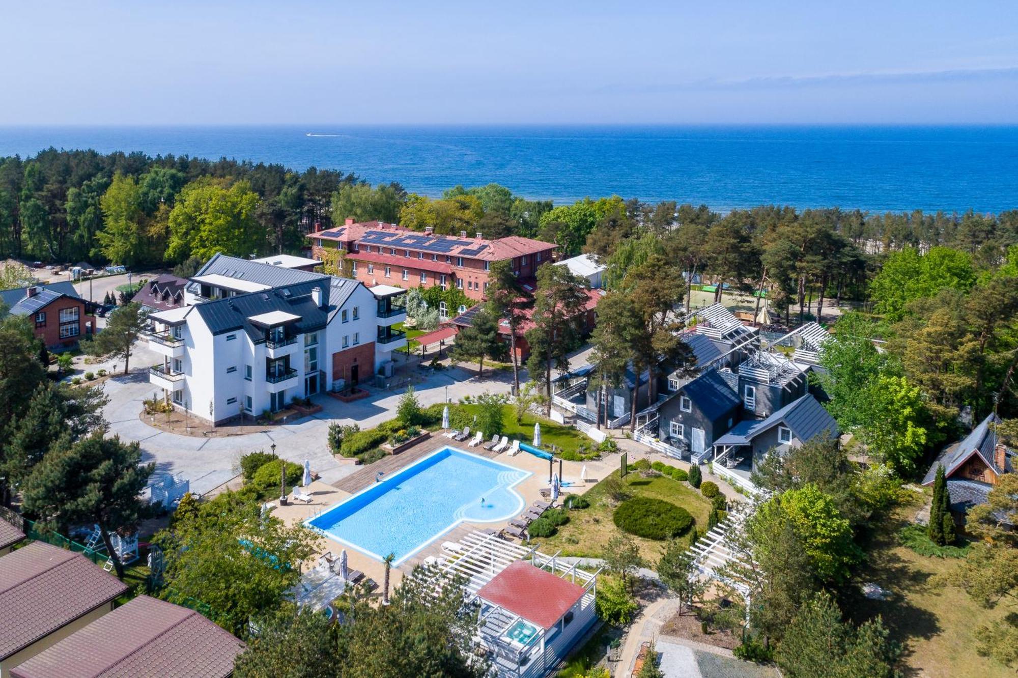 Apartamenty Przy Plazy Z Basenem Z Podgrzewana Woda I Mini Spa - Osrodek Kolonijno-Wczasowy Mewa Niechorze Extérieur photo